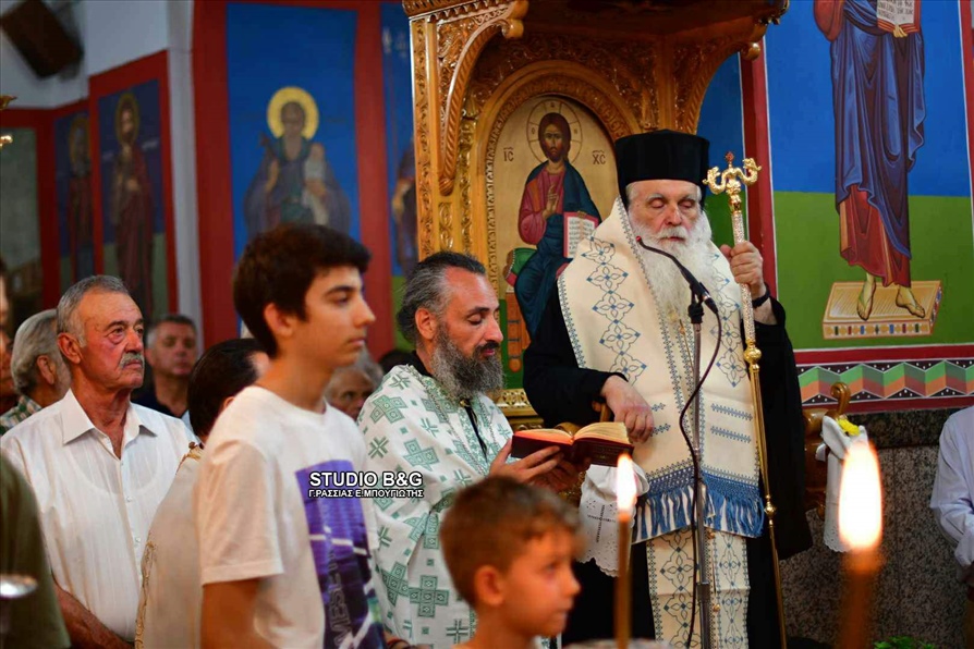 Αγίας Κυριακής 19