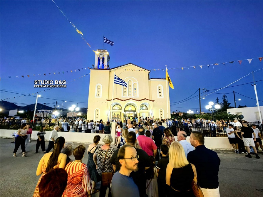 Αγίας Κυριακής 21