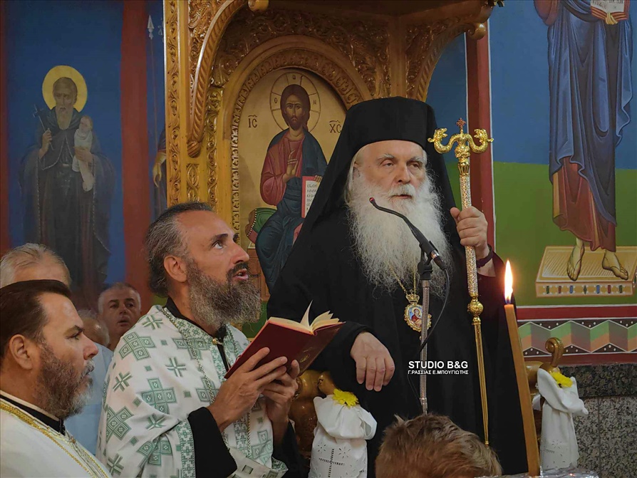 Αγίας Κυριακής 33