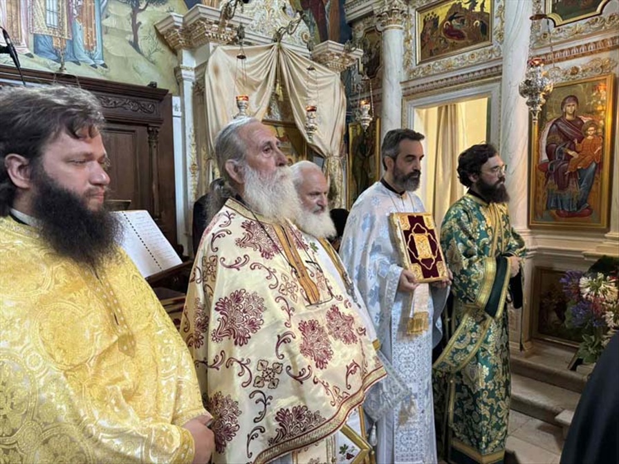 koures monazouson iera mitropoli kerkyras 13