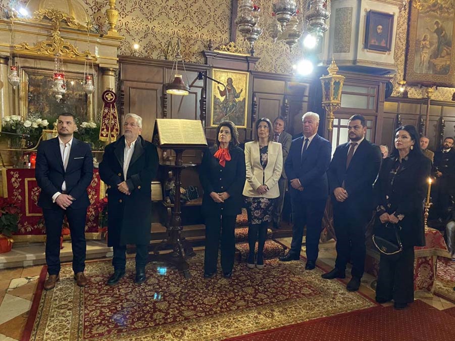 Η ΕΟΡΤΗ ΤΟΥ ΤΙΜΙΟΥ ΠΡΟΔΡΟΜΟΥ ΣΤΗΝ ΚΕΡΚΥΡΑ 13