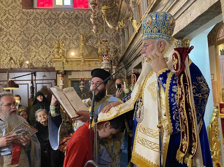 Η ΕΟΡΤΗ ΤΟΥ ΤΙΜΙΟΥ ΠΡΟΔΡΟΜΟΥ ΣΤΗΝ ΚΕΡΚΥΡΑ 15