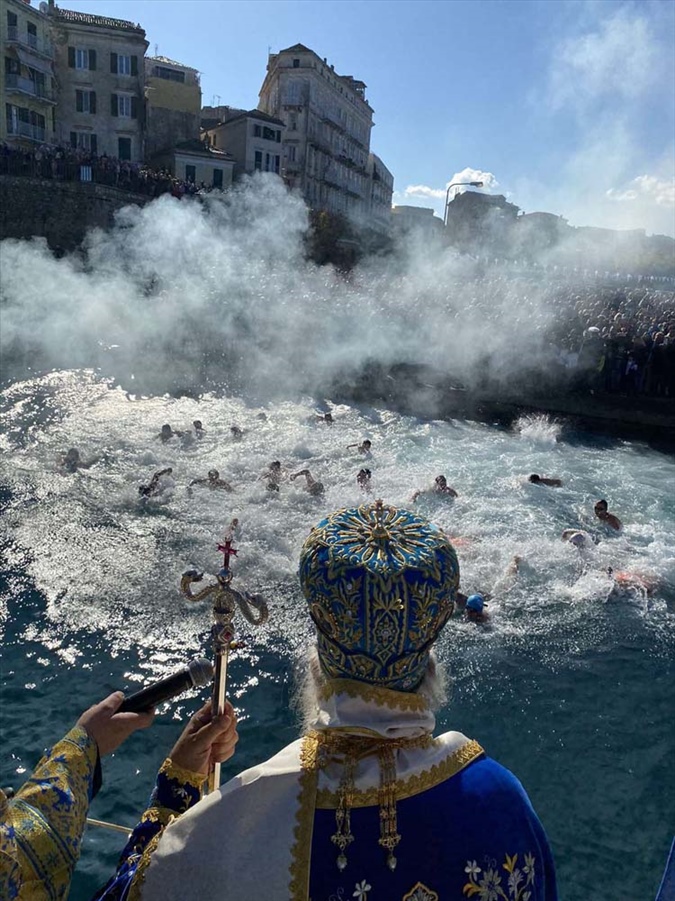 Ο Αγιασμός των υδάτων στην Κέρκυρα 9