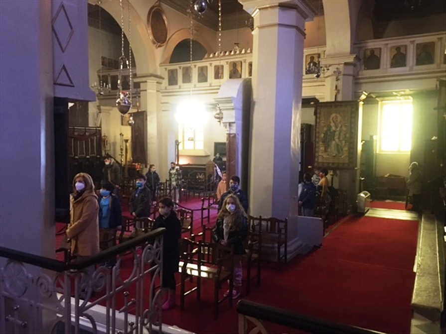 Η ΚΕΡΚΥΡΑ ΤΙΜΗΣΕ ΤΗΝ ΕΟΡΤΗ ΤΩΝ ΤΡΙΩΝ ΙΕΡΑΡΧΩΝ 8