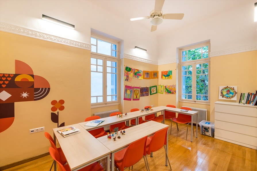 APOSTOLH Lela Karagianni LR 61