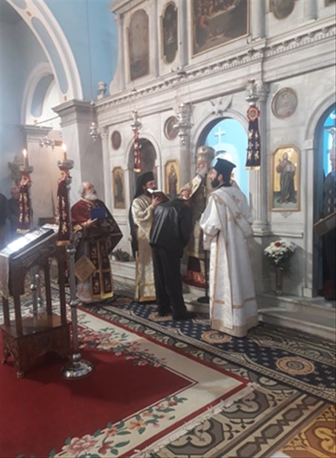 ΧΕΙΡΟΘΕΣΙΑ ΟΙΚΟΝΟΜΟΥ ΣΤΗΝ ΜΗΤΡΟΠΟΛΗ ΚΕΡΚΥΡΑΣ 10