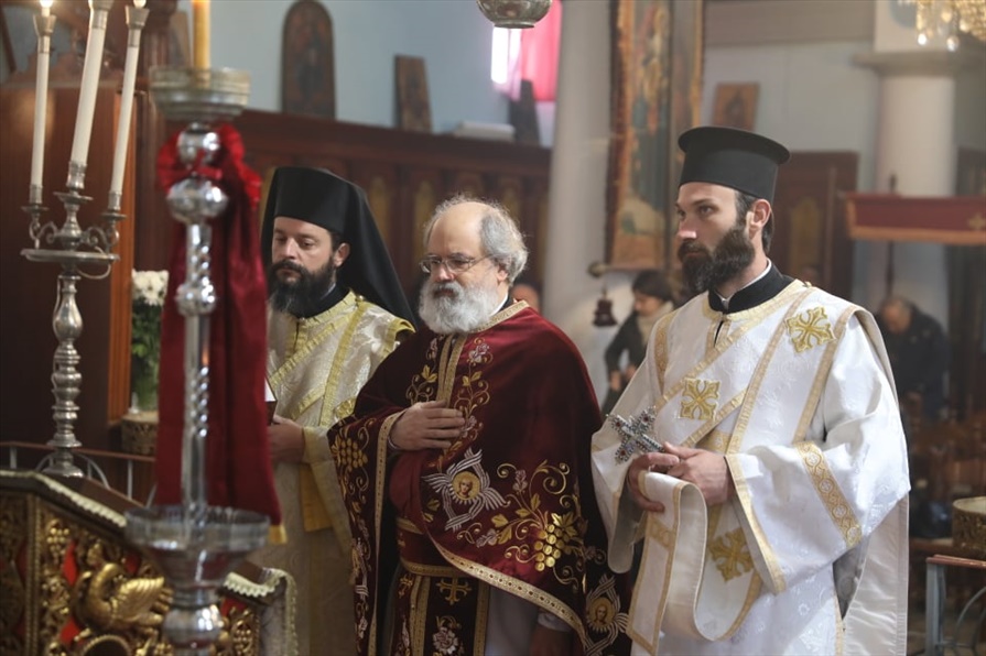 ΧΕΙΡΟΘΕΣΙΑ ΟΙΚΟΝΟΜΟΥ ΣΤΗΝ ΜΗΤΡΟΠΟΛΗ ΚΕΡΚΥΡΑΣ 5