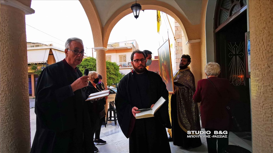 NAFPLIO H PERIFORA TOU NUMFIOU XRISTOU EKKLHSIA COVID13