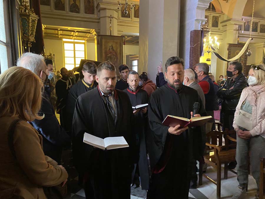 Ο εσπερινός της αποκαθήλωσης στην Κέρκυρα 8