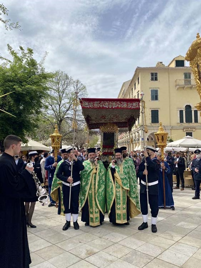 Το υπερφυές θαύμα του Αγίου Σπυρίδωνος στην Κέρκυρα 5