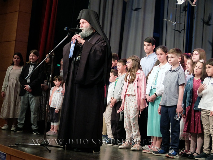 52930563800 92b5490950 b