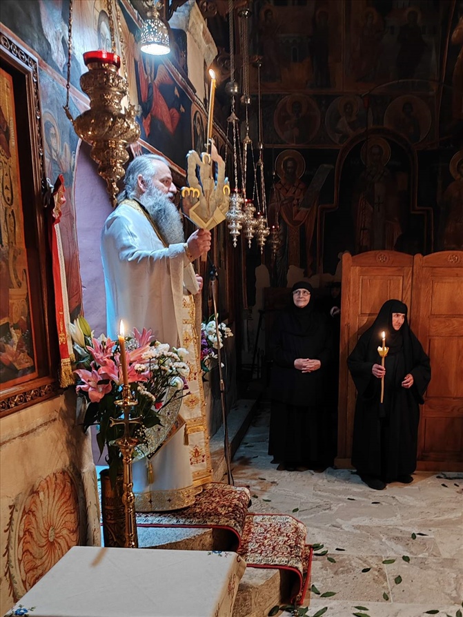 IMG bd8eaa94c6086a7014902f8656a7d6f6 V