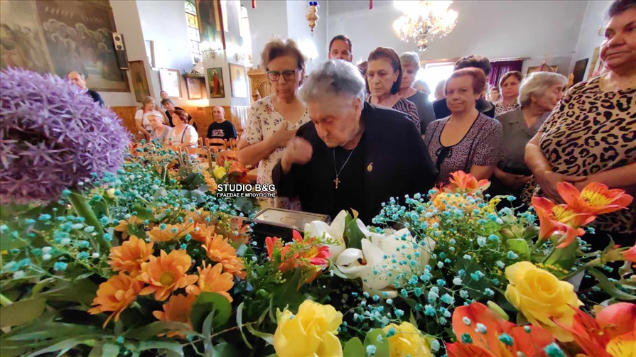 Φίχτια υποδοχή ιερών λειψάνων 3