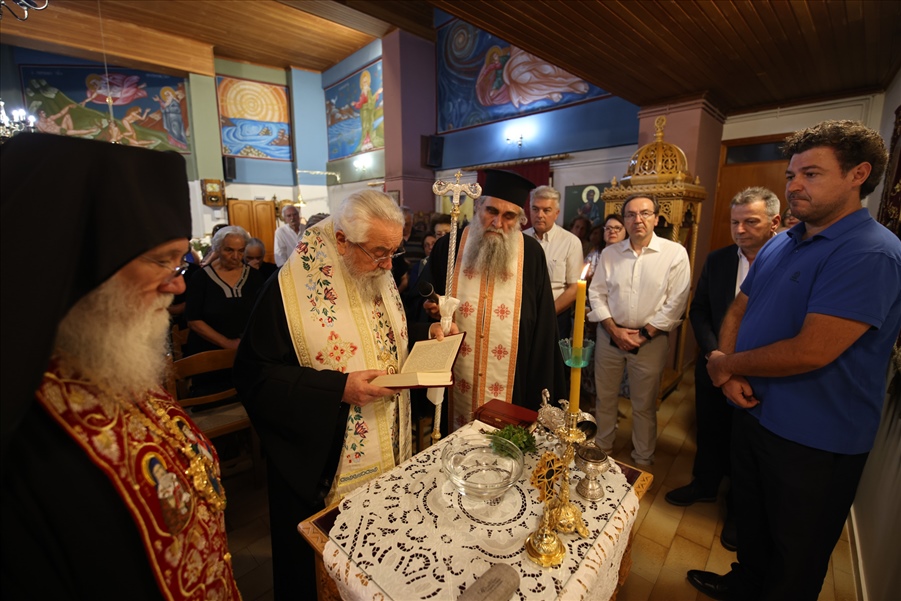 Grafeio Mitropolitikou Amfissis2024 7602