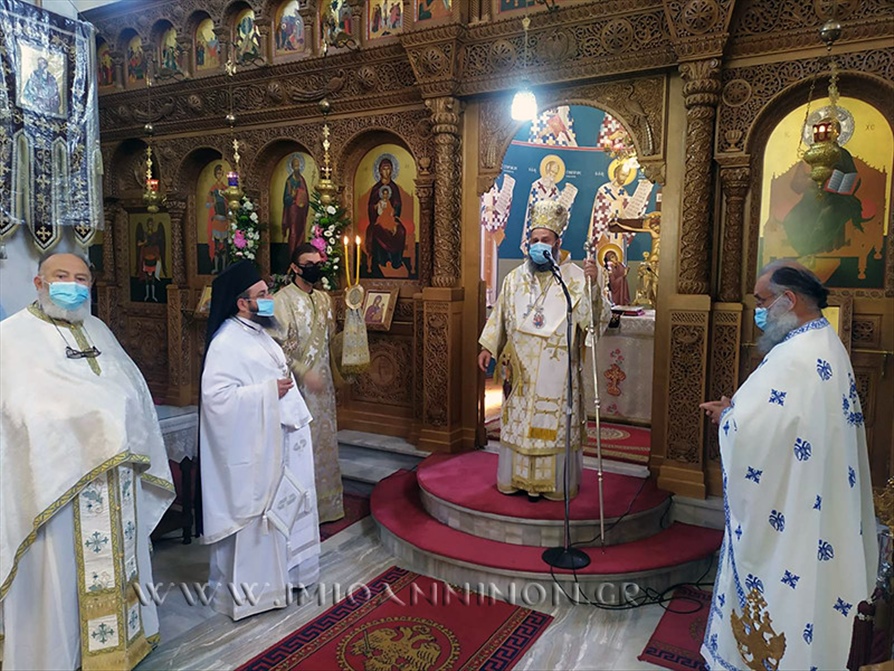 51279309308 4f0698c61c b