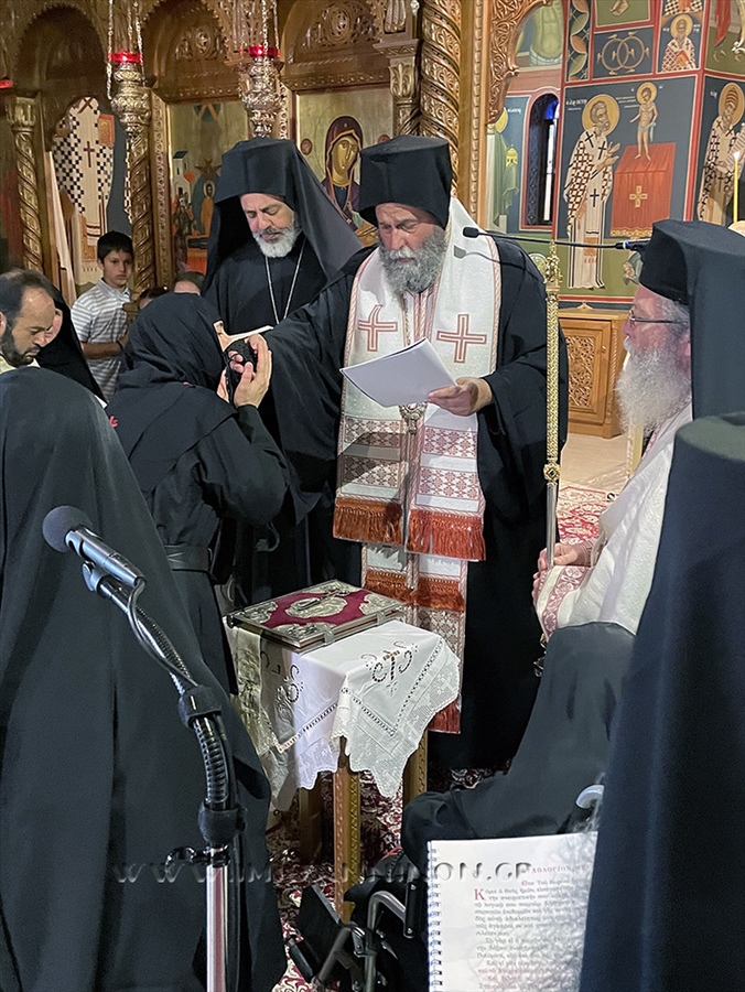 53056132083 f014c99f92 b