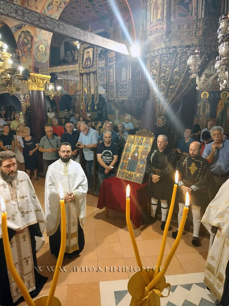 53072569734 273fb0bbcd b