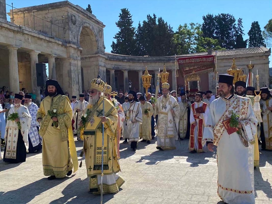 ΜΕΓΑΛΟΠΡΕΠΗ ΛΙΤΑΝΕΙΑ ΤΟΥ ΣΚΗΝΩΜΑΤΟΣ ΤΟΥ ΑΓΙΟΥ ΣΠΥΡΙΔΩΝΟΣ ΣΤΗΝ ΚΕΡΚΥΡΑ 17