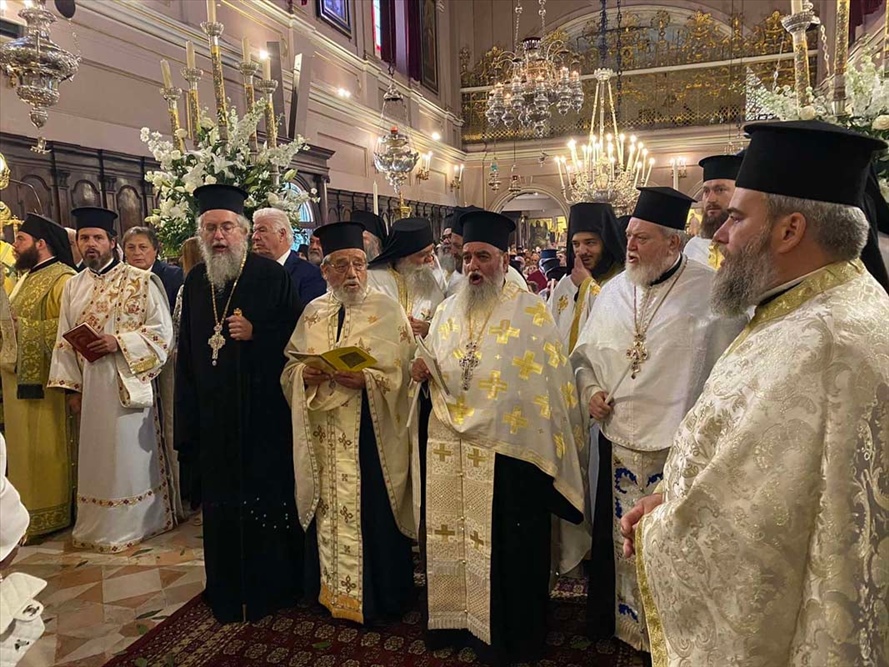 ΜΕΓΑΛΟΠΡΕΠΗ ΛΙΤΑΝΕΙΑ ΤΟΥ ΣΚΗΝΩΜΑΤΟΣ ΤΟΥ ΑΓΙΟΥ ΣΠΥΡΙΔΩΝΟΣ ΣΤΗΝ ΚΕΡΚΥΡΑ 4