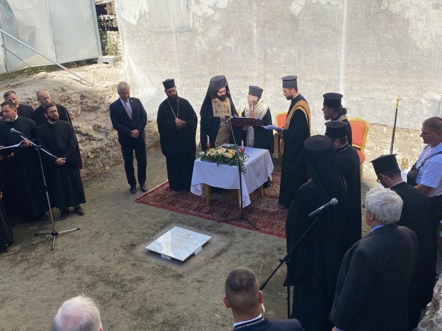 241752574 10159451025359158 8830357802701410667 n 1024x768