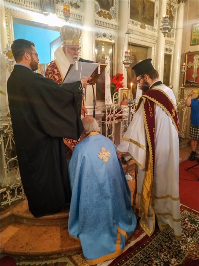 ΤΑ ΜΥΣΤΗΡΙΑ ΚΑΙ Ο ΝΑΟΣ ΕΧΟΥΝ ΤΗΝ ΧΑΡΗ ΤΟΥ ΑΓΙΟΥ ΠΝΕΥΜΑΤΟΣ 10