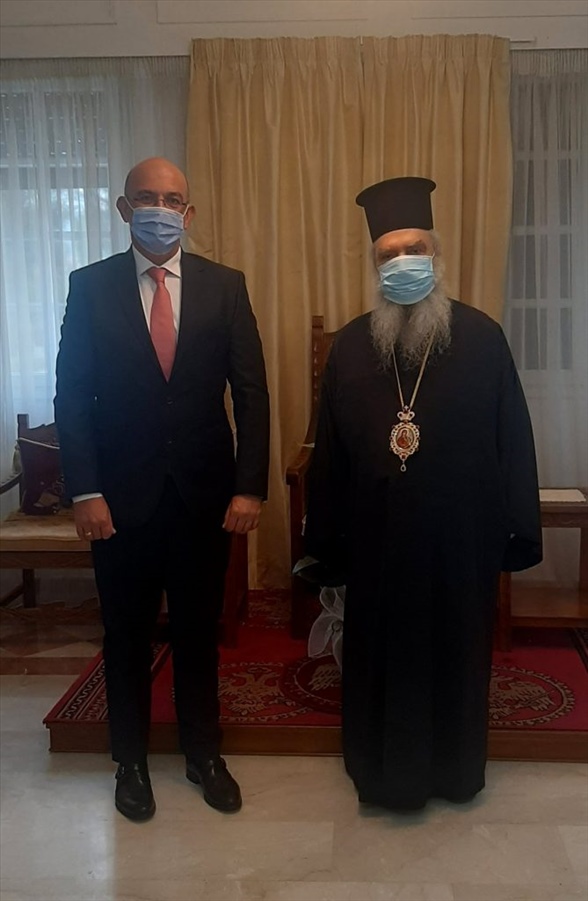 244562950 10159782609119962 6354116725229884052 n 669x1024