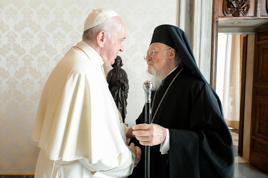 FA2wwTkX0AQQfSz 1024x682