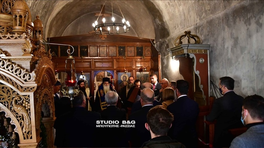 NAFPLIO EORTASMOI APELEYTHEROSH POLHS XATZIDAKHS16