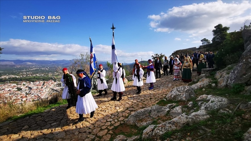 NAFPLIO EORTASMOI APELEYTHEROSH POLHS XATZIDAKHS9