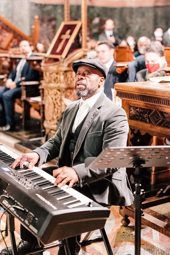 A Concert of Christmas Joy 39 