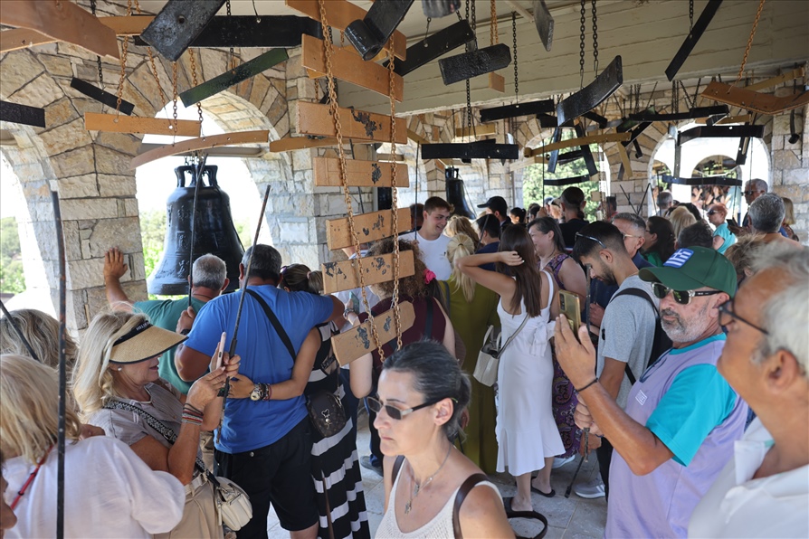 37s Seraphim Trikorfo 0625