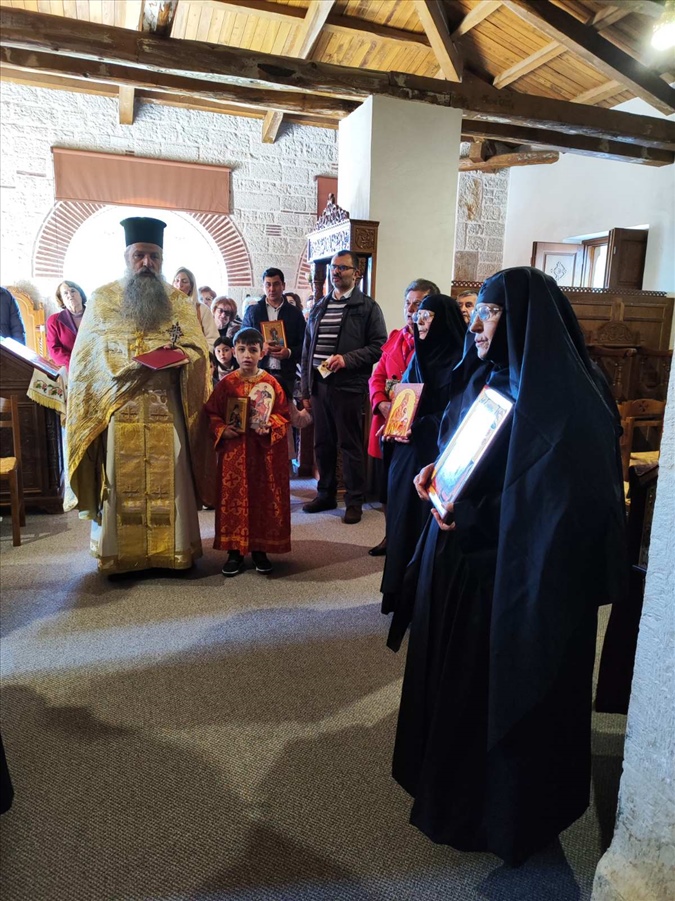 IMG f330e8840752e18fa249745244588729 V