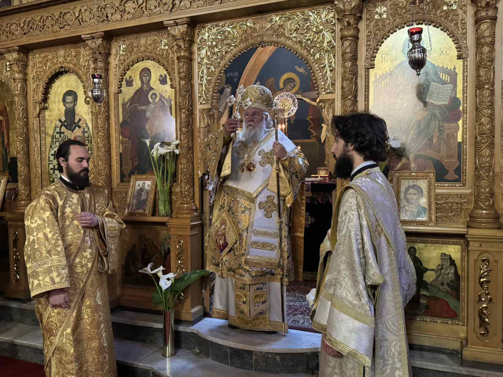 kerkyras nektarios simera apempolisame ti chari tou agiou pnevmatos 5