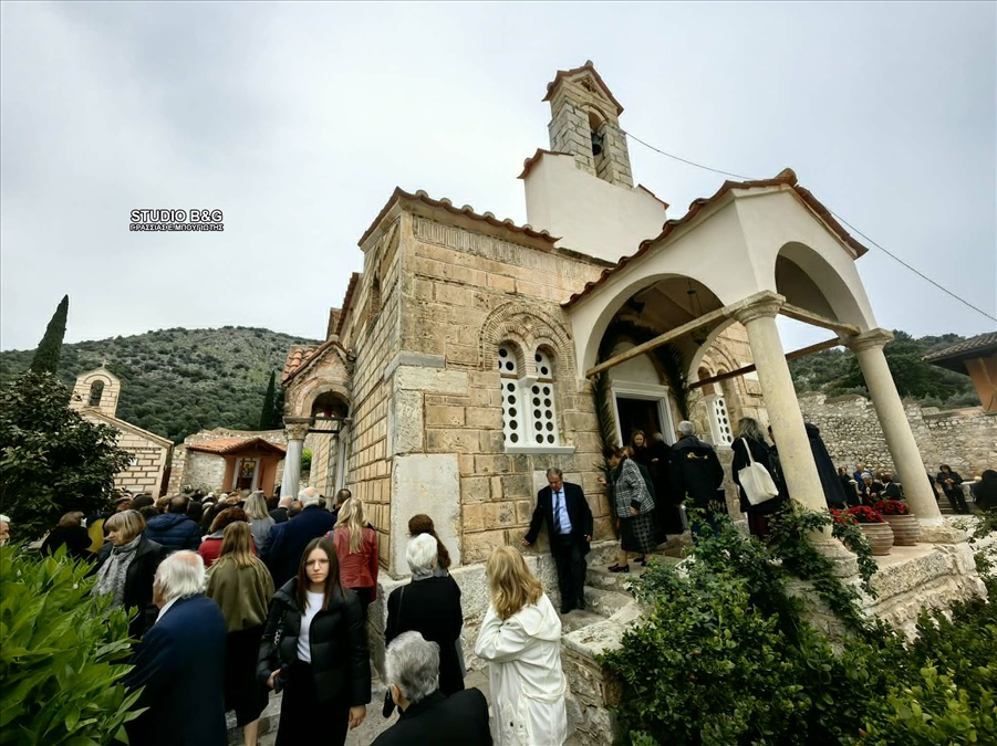 54f9fd8a d0f0 4614 8b0f 32d325fbee27