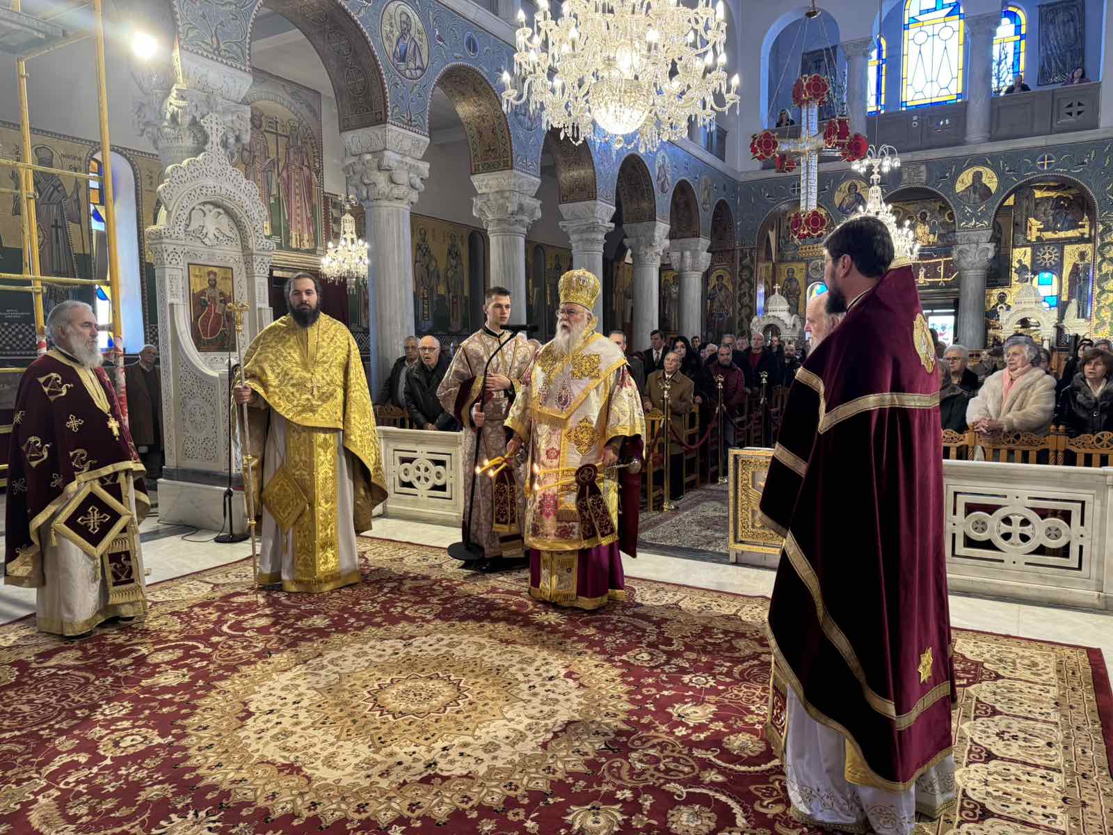 kerkyras nektarios simera i anthropotita zei to drama tis paramorfosis 2