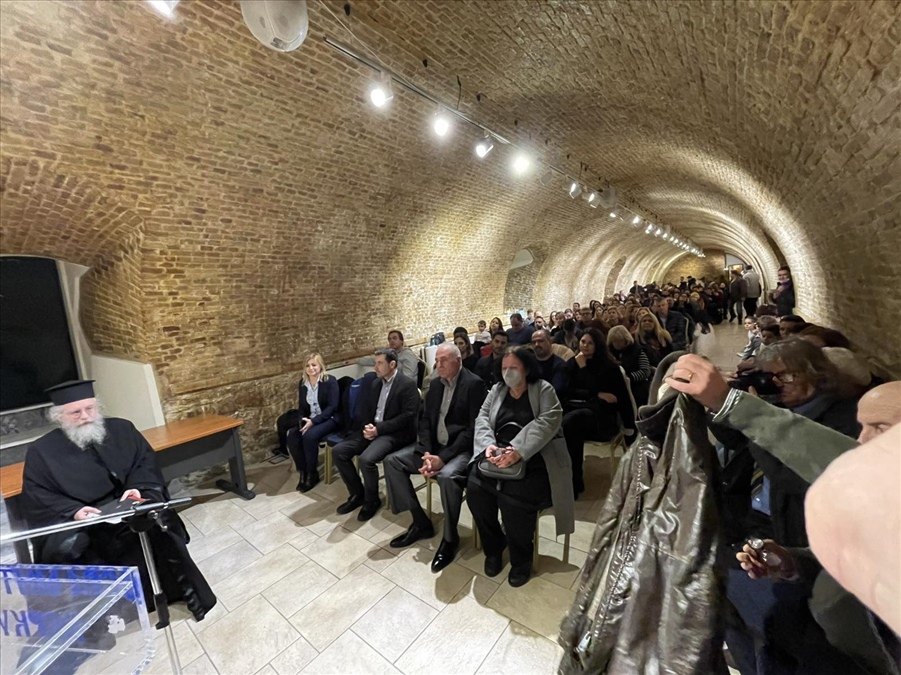 ekdilosi gia tous 3 ierarches stin kerkyra 1