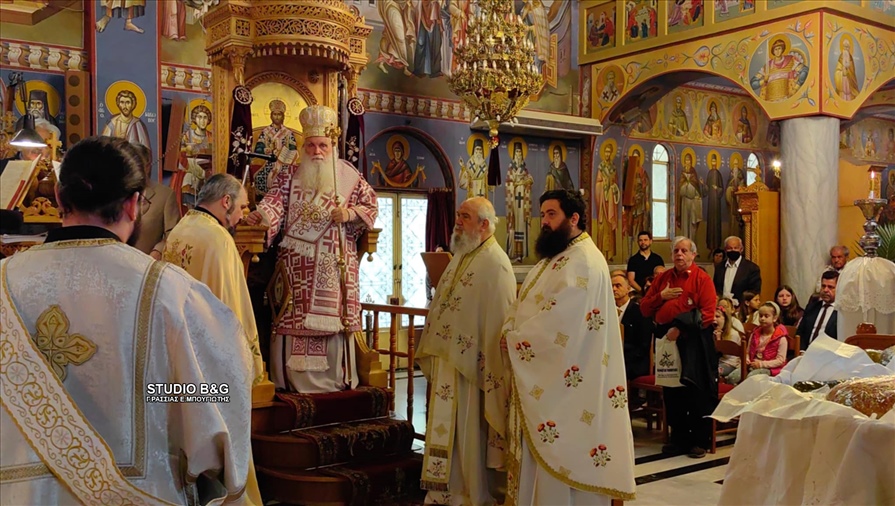 1b098990 5a63 46f8 818b 55d0f01e6a1a new