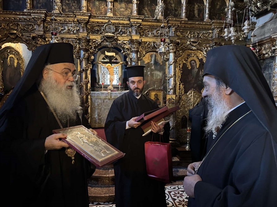 oloklirothike i episkepsi tou archiepiskopou kyprou stin kerkyra6