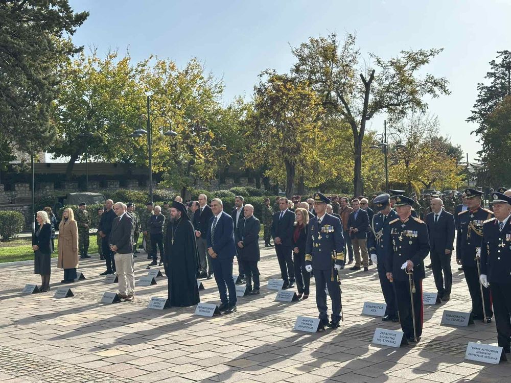 doksologia eisodia 2025 6